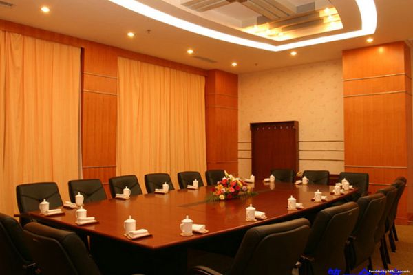 Xin Shi Dai Hotel (Yantai)